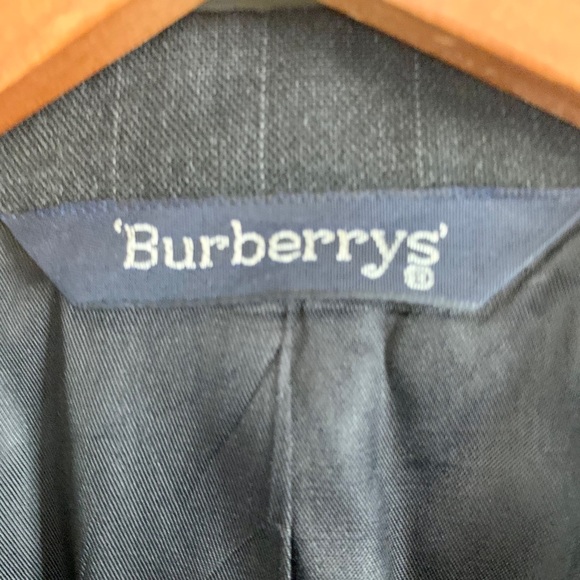 Burberry Dark Grey Pinstripe Blazer 42R - Picture 3 of 10